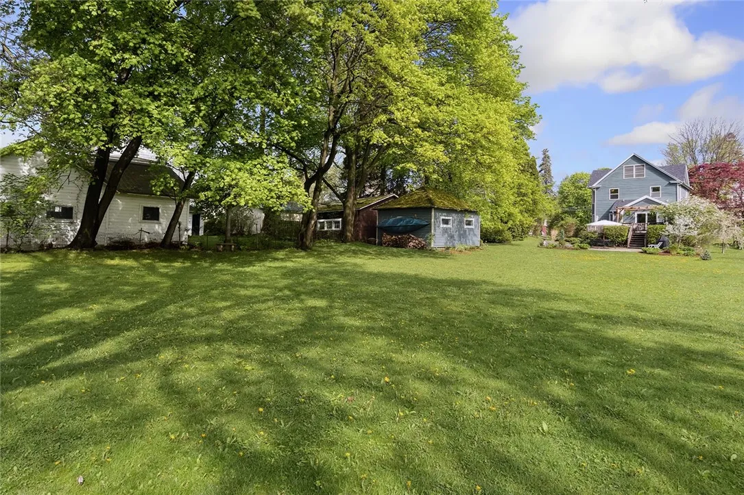 357 Washington Street, Geneva City, New York 14456, Geneva City, New York 14456, 5 Bedrooms Bedrooms, 12 Rooms Rooms,2 BathroomsBathrooms,Residential,For Sale,357 Washington Street, Geneva City, New York 14456,R1619694