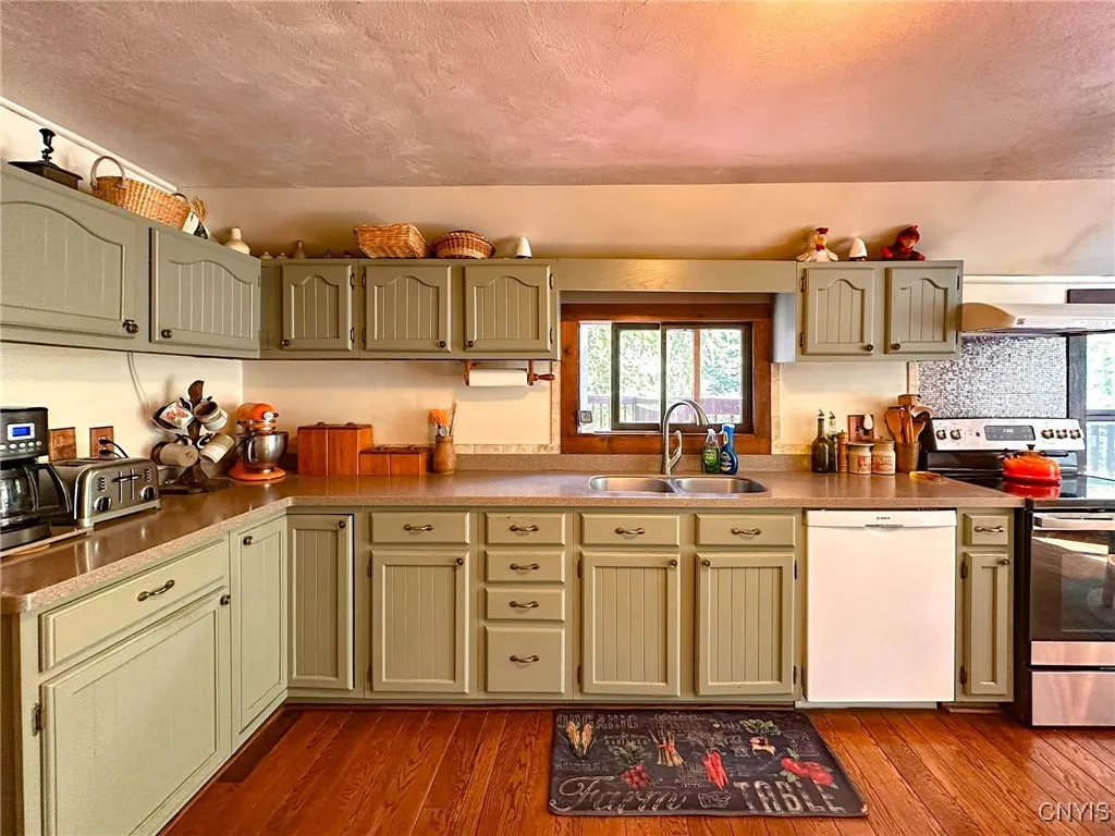 7764 Cameron Hill Road, Deerfield, New York 13502, Deerfield, New York 13502, 3 Bedrooms Bedrooms, 6 Rooms Rooms,1 BathroomBathrooms,Residential,For Sale,7764 Cameron Hill Road, Deerfield, New York 13502,S1619697