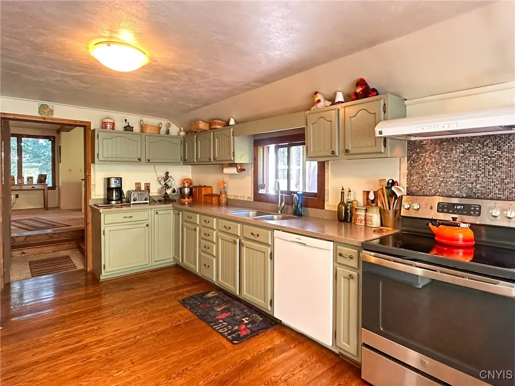 7764 Cameron Hill Road, Deerfield, New York 13502, Deerfield, New York 13502, 3 Bedrooms Bedrooms, 6 Rooms Rooms,1 BathroomBathrooms,Residential,For Sale,7764 Cameron Hill Road, Deerfield, New York 13502,S1619697