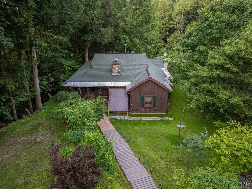7764 Cameron Hill Road, Deerfield, New York 13502, Deerfield, New York 13502, 3 Bedrooms Bedrooms, 6 Rooms Rooms,1 BathroomBathrooms,Residential,For Sale,7764 Cameron Hill Road, Deerfield, New York 13502,S1619697