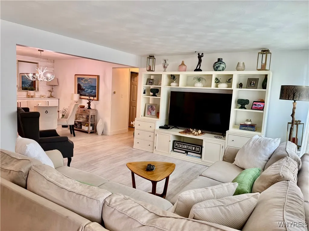 95 Carriage Drive 3, Orchard Park, New York 14127, Orchard Park, New York 14127, 2 Bedrooms Bedrooms, 4 Rooms Rooms,1 BathroomBathrooms,Residential,For Sale,95 Carriage Drive 3, Orchard Park, New York 14127,B1619663