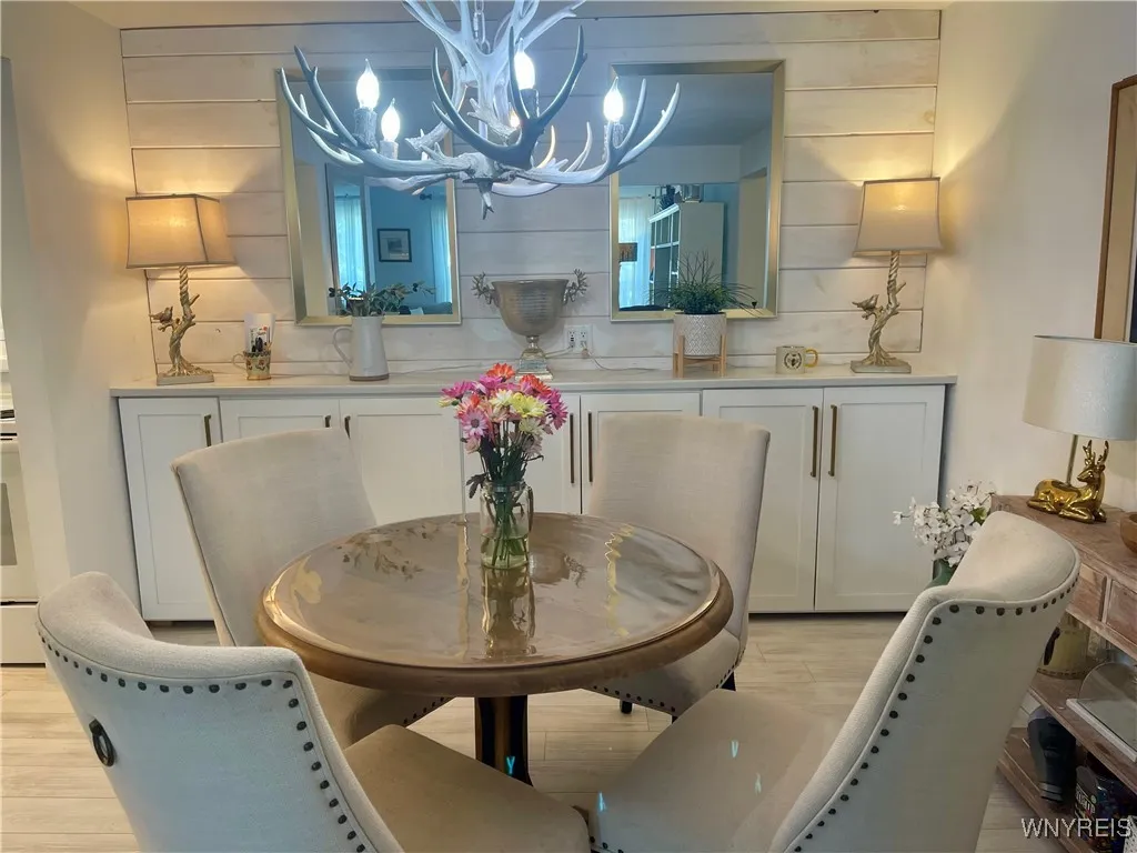 95 Carriage Drive 3, Orchard Park, New York 14127, Orchard Park, New York 14127, 2 Bedrooms Bedrooms, 4 Rooms Rooms,1 BathroomBathrooms,Residential,For Sale,95 Carriage Drive 3, Orchard Park, New York 14127,B1619663