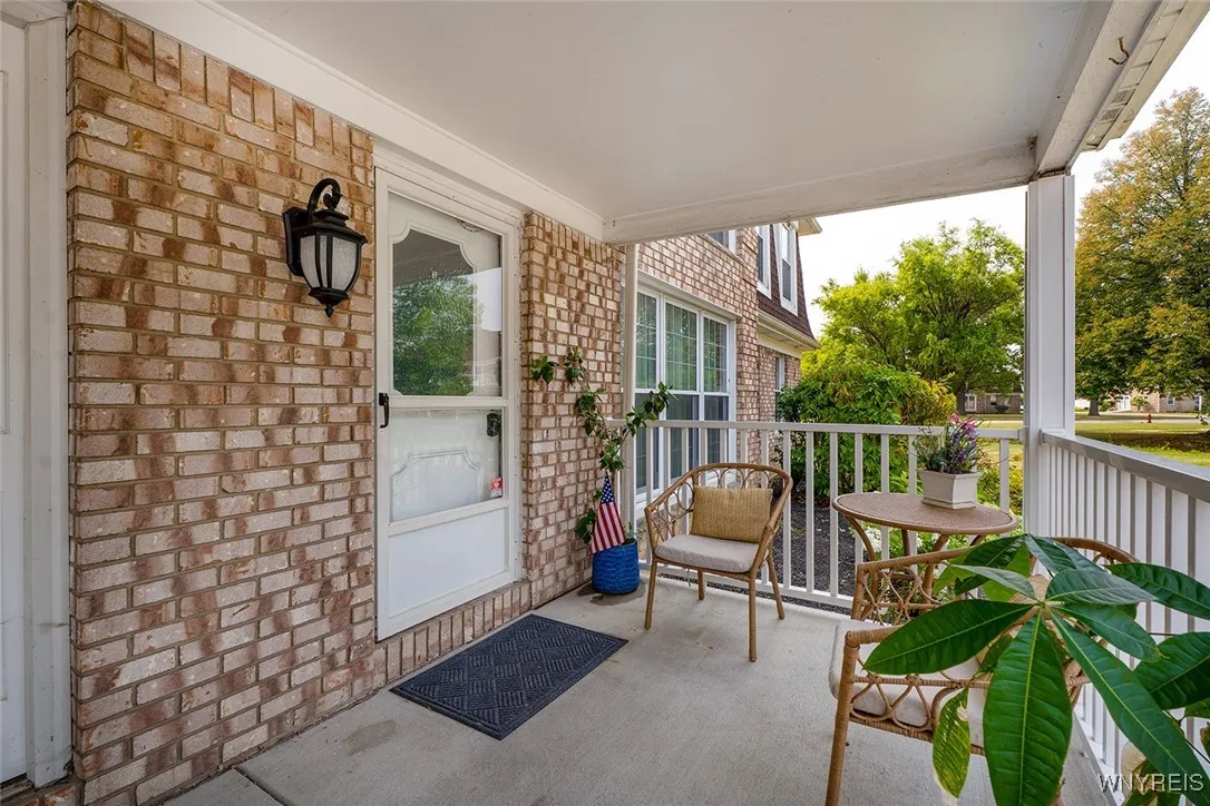 95 Carriage Drive 3, Orchard Park, New York 14127, Orchard Park, New York 14127, 2 Bedrooms Bedrooms, 4 Rooms Rooms,1 BathroomBathrooms,Residential,For Sale,95 Carriage Drive 3, Orchard Park, New York 14127,B1619663