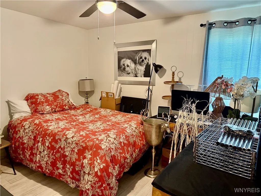 Extra Bed Room - Part Storage