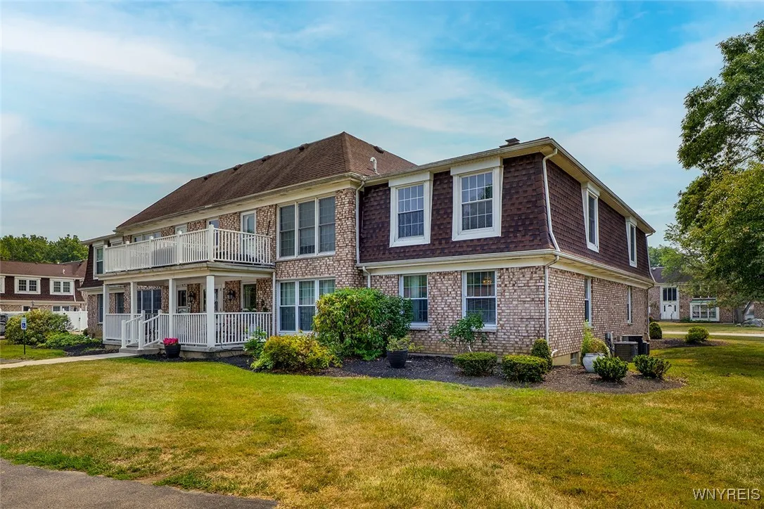 95 Carriage Drive 3, Orchard Park, New York 14127, Orchard Park, New York 14127, 2 Bedrooms Bedrooms, 4 Rooms Rooms,1 BathroomBathrooms,Residential,For Sale,95 Carriage Drive 3, Orchard Park, New York 14127,B1619663