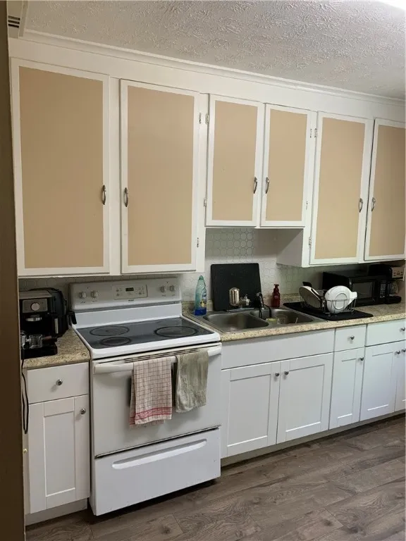 96 Rutgers Street, Rochester, New York 14607, Rochester, New York 14607, 3 Bedrooms Bedrooms, 6 Rooms Rooms,1 BathroomBathrooms,Residential Lease,For Rent,96 Rutgers Street, Rochester, New York 14607,R1619724