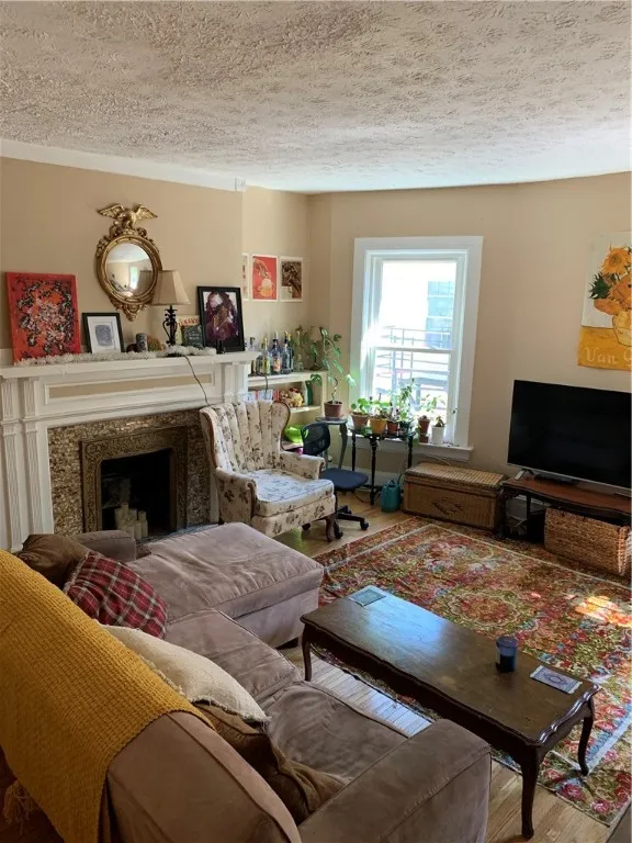 96 Rutgers Street, Rochester, New York 14607, Rochester, New York 14607, 3 Bedrooms Bedrooms, 6 Rooms Rooms,1 BathroomBathrooms,Residential Lease,For Rent,96 Rutgers Street, Rochester, New York 14607,R1619724