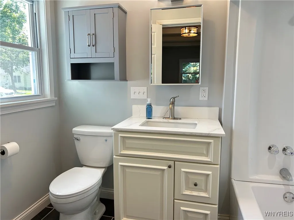 15 Windsor Street, Attica, New York 14011, Attica, New York 14011, 3 Bedrooms Bedrooms, 9 Rooms Rooms,1 BathroomBathrooms,Residential,Closed,15 Windsor Street, Attica, New York 14011,0,B1619389