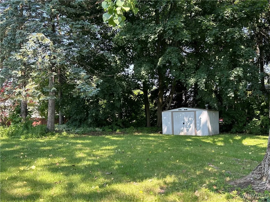 15 Windsor Street, Attica, New York 14011, Attica, New York 14011, 3 Bedrooms Bedrooms, 9 Rooms Rooms,1 BathroomBathrooms,Residential,Closed,15 Windsor Street, Attica, New York 14011,0,B1619389