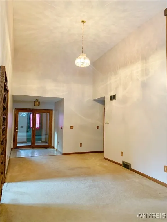 318 Ivyhurst Road North, Amherst, New York 14226, Amherst, New York 14226, 3 Bedrooms Bedrooms, 8 Rooms Rooms,2 BathroomsBathrooms,Residential Lease,For Rent,318 Ivyhurst Road North, Amherst, New York 14226,B1619301