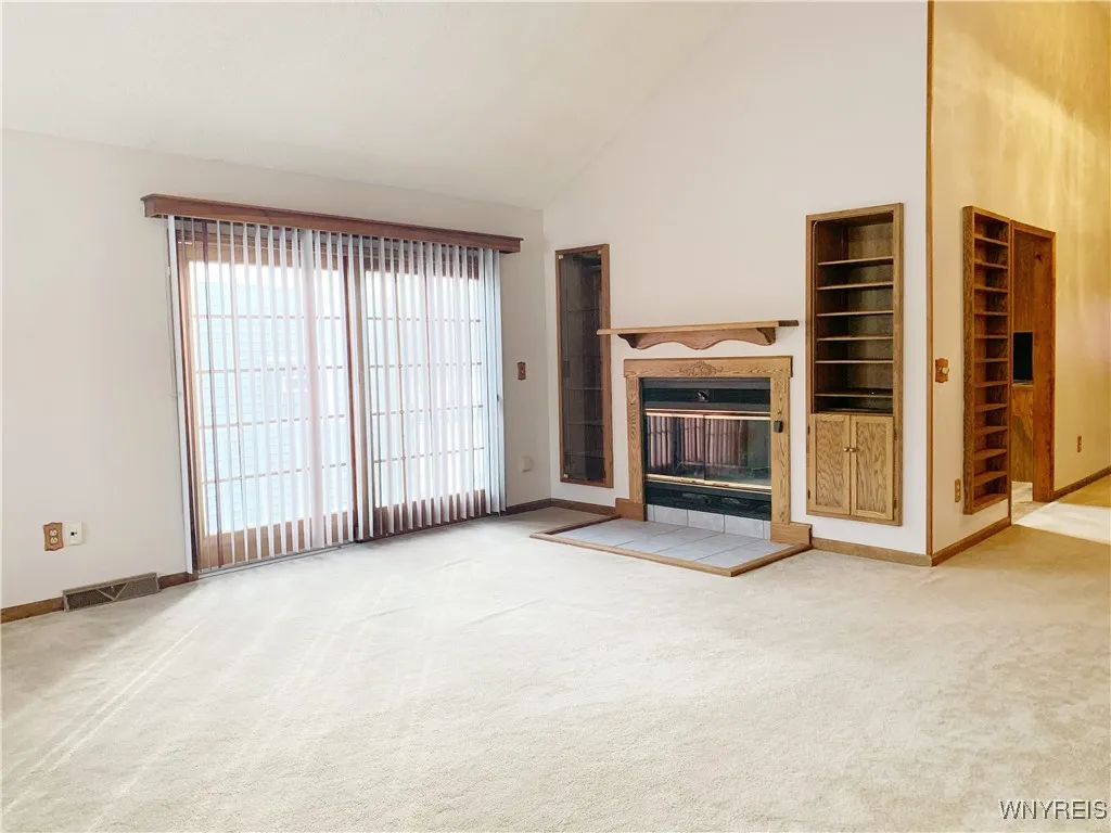 318 Ivyhurst Road North, Amherst, New York 14226, Amherst, New York 14226, 3 Bedrooms Bedrooms, 8 Rooms Rooms,2 BathroomsBathrooms,Residential Lease,For Rent,318 Ivyhurst Road North, Amherst, New York 14226,B1619301