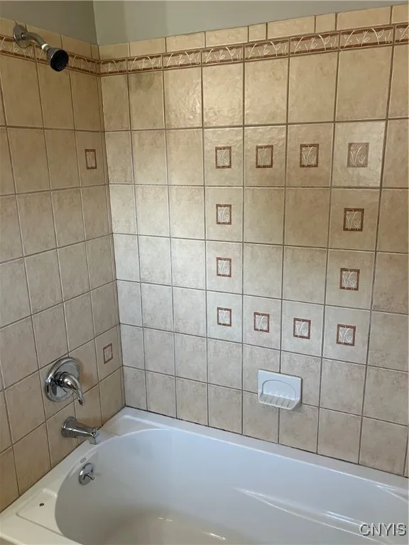 6433 Long Point Road, Cicero, New York 13029, Cicero, New York 13029, 3 Bedrooms Bedrooms, 9 Rooms Rooms,3 BathroomsBathrooms,Residential,For Sale,6433 Long Point Road, Cicero, New York 13029,0,S1619658