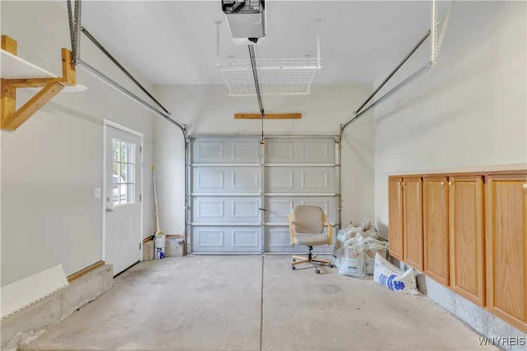836 Upper Mountain Road, Lewiston, New York 14092, Lewiston, New York 14092, 3 Bedrooms Bedrooms, 8 Rooms Rooms,2 BathroomsBathrooms,Residential,Closed,836 Upper Mountain Road, Lewiston, New York 14092,B1619303
