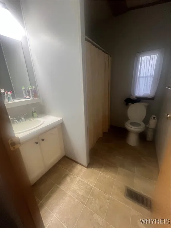 1414 Chestnut St Street, Alden, New York 14004, Alden, New York 14004, 3 Bedrooms Bedrooms, 6 Rooms Rooms,2 BathroomsBathrooms,Residential,Closed,1414 Chestnut St Street, Alden, New York 14004,0,B1619796