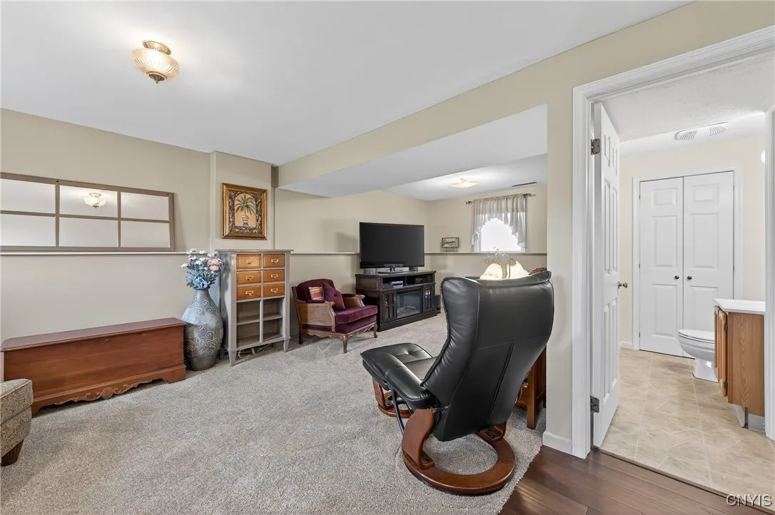 4990 Alfred Drive, Clay, New York 13090, Clay, New York 13090, 3 Bedrooms Bedrooms, 9 Rooms Rooms,1 BathroomBathrooms,Residential,Closed,4990 Alfred Drive, Clay, New York 13090,0,S1619564