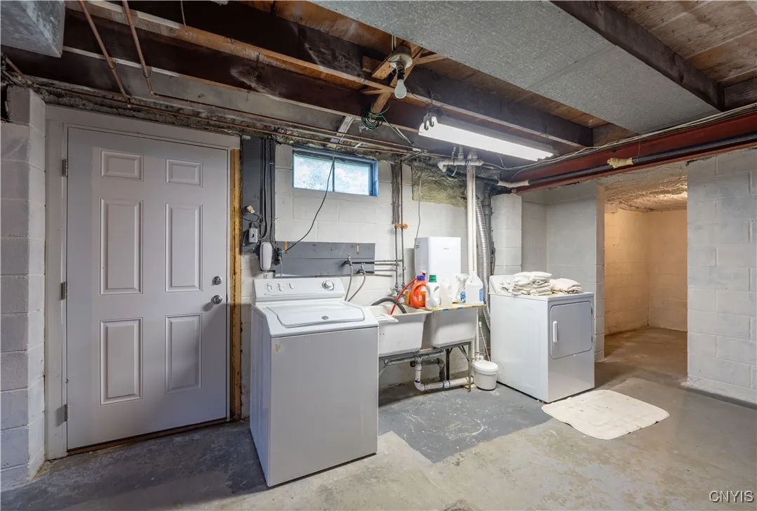 308 West Street, Herkimer, New York 13350, Herkimer, New York 13350, 4 Bedrooms Bedrooms, 8 Rooms Rooms,2 BathroomsBathrooms,Residential,Closed,308 West Street, Herkimer, New York 13350,0,S1619473