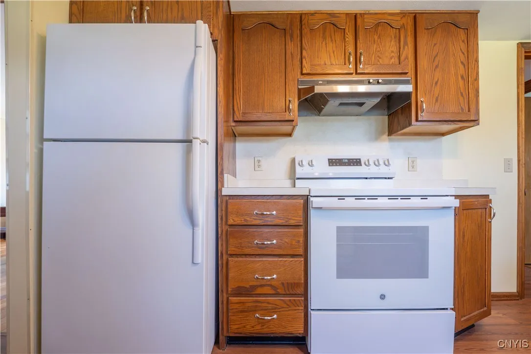 308 West Street, Herkimer, New York 13350, Herkimer, New York 13350, 4 Bedrooms Bedrooms, 8 Rooms Rooms,2 BathroomsBathrooms,Residential,Closed,308 West Street, Herkimer, New York 13350,0,S1619473