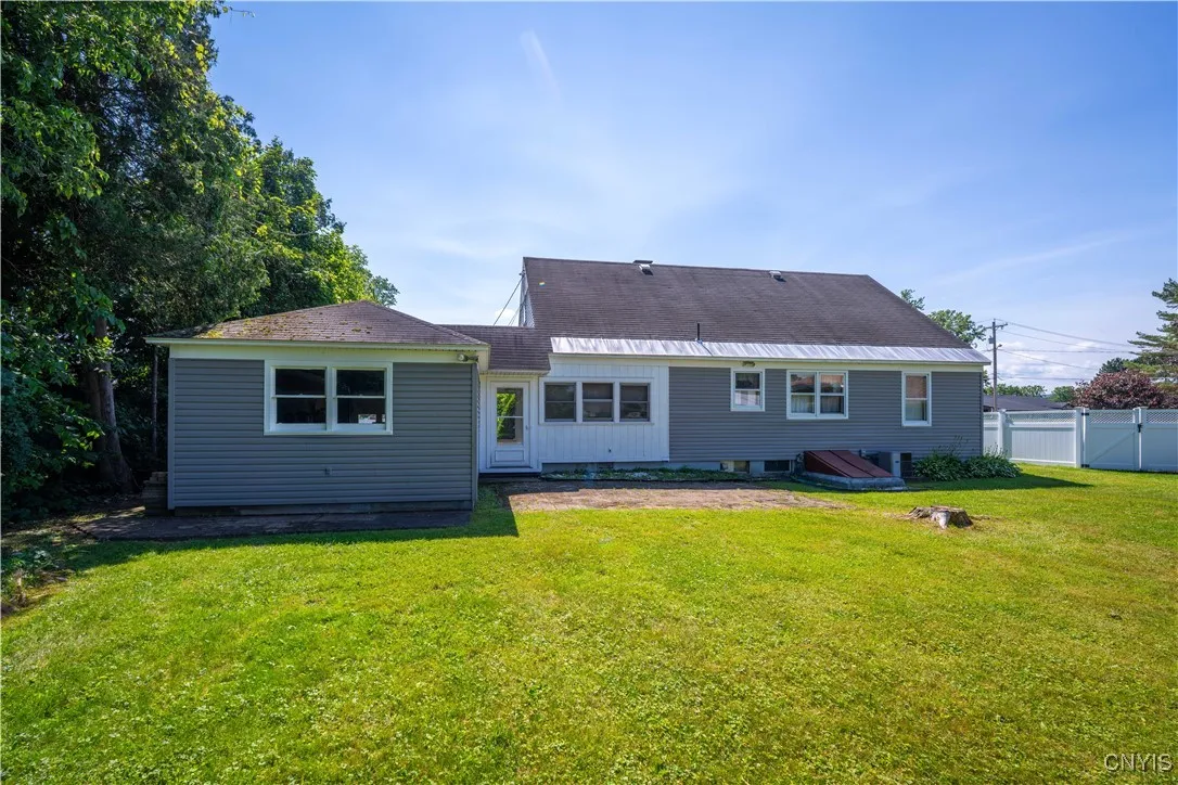 308 West Street, Herkimer, New York 13350, Herkimer, New York 13350, 4 Bedrooms Bedrooms, 8 Rooms Rooms,2 BathroomsBathrooms,Residential,Closed,308 West Street, Herkimer, New York 13350,0,S1619473