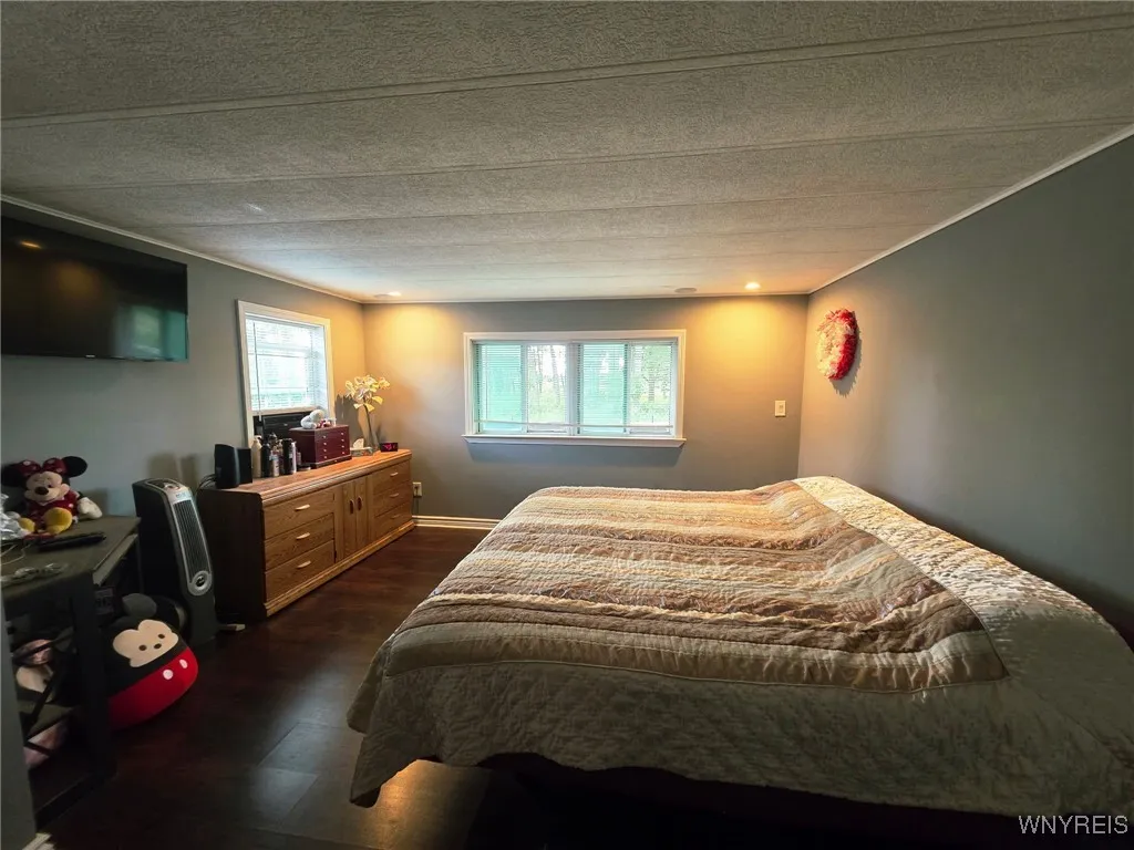 74 Burgundy Circle, West Seneca, New York 14224, West Seneca, New York 14224, 2 Bedrooms Bedrooms, 5 Rooms Rooms,1 BathroomBathrooms,Residential,Closed,74 Burgundy Circle, West Seneca, New York 14224,0,B1618643