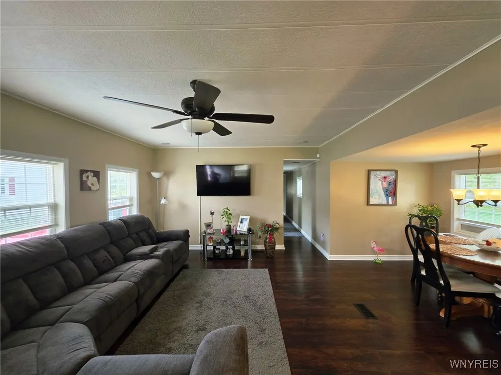 74 Burgundy Circle, West Seneca, New York 14224, West Seneca, New York 14224, 2 Bedrooms Bedrooms, 5 Rooms Rooms,1 BathroomBathrooms,Residential,Closed,74 Burgundy Circle, West Seneca, New York 14224,0,B1618643