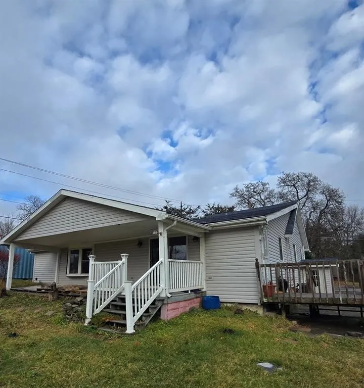 98 Old Sullivanville Road, Veteran, New York 14845, Veteran, New York 14845, 2 Bedrooms Bedrooms, 6 Rooms Rooms,1 BathroomBathrooms,Residential,For Sale,98 Old Sullivanville Road, Veteran, New York 14845,R1619852