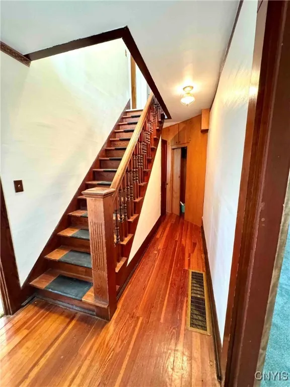 18 Chapel Street, Belfast, New York 14711, Belfast, New York 14711, 5 Bedrooms Bedrooms, 10 Rooms Rooms,1 BathroomBathrooms,Residential,For Sale,18 Chapel Street, Belfast, New York 14711,S1619858