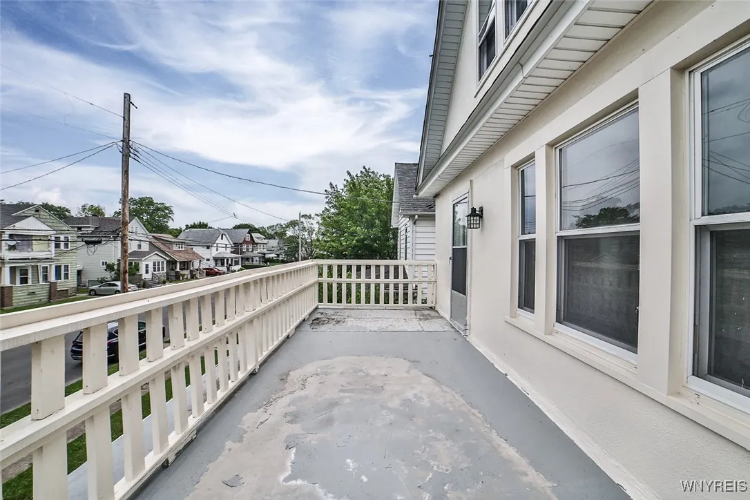 2409 La Salle Avenue, Niagara Falls, New York 1430, Niagara Falls, New York 14301, 4 Bedrooms Bedrooms, ,2 BathroomsBathrooms,Residential,For Sale,2409 La Salle Avenue, Niagara Falls, New York 1430,B1617592