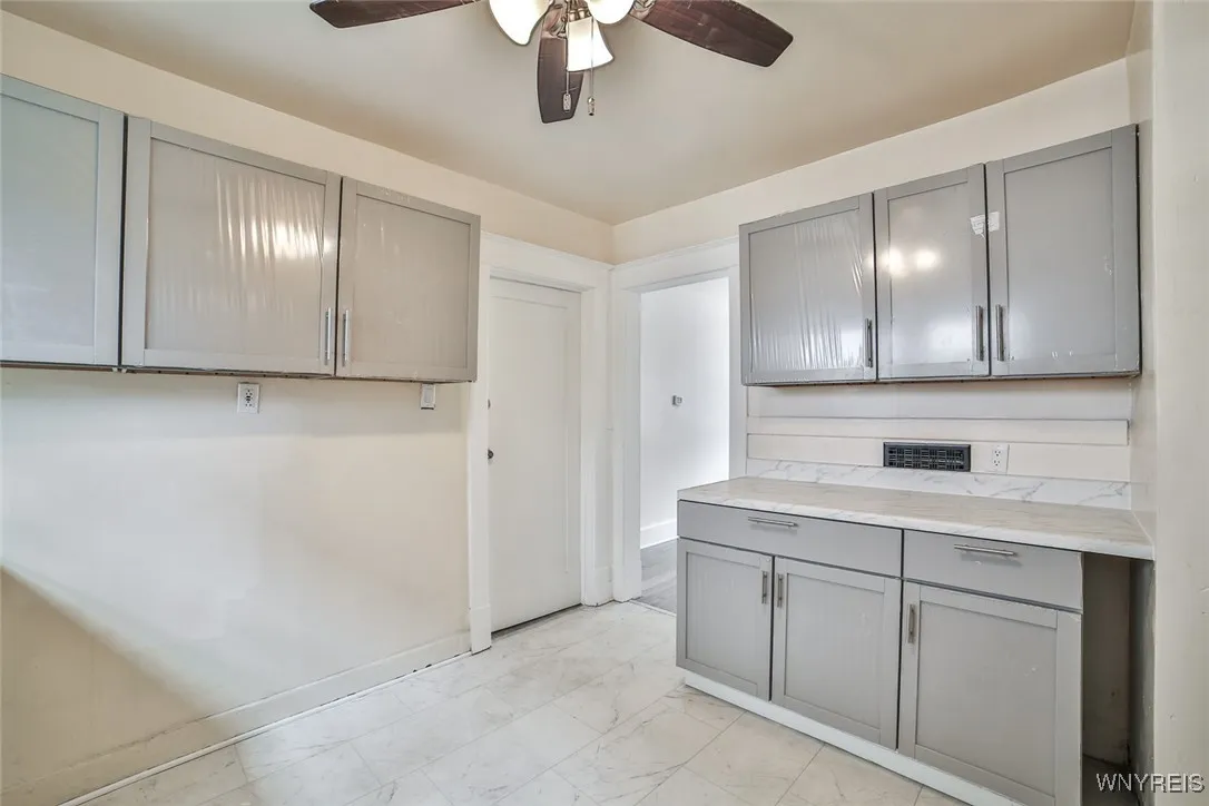 2409 La Salle Avenue, Niagara Falls, New York 1430, Niagara Falls, New York 14301, 4 Bedrooms Bedrooms, ,2 BathroomsBathrooms,Residential,For Sale,2409 La Salle Avenue, Niagara Falls, New York 1430,B1617592