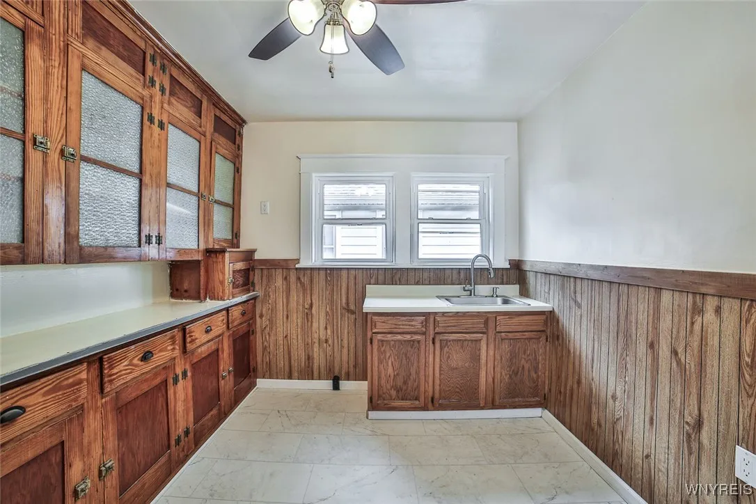 2409 La Salle Avenue, Niagara Falls, New York 1430, Niagara Falls, New York 14301, 4 Bedrooms Bedrooms, ,2 BathroomsBathrooms,Residential,For Sale,2409 La Salle Avenue, Niagara Falls, New York 1430,B1617592