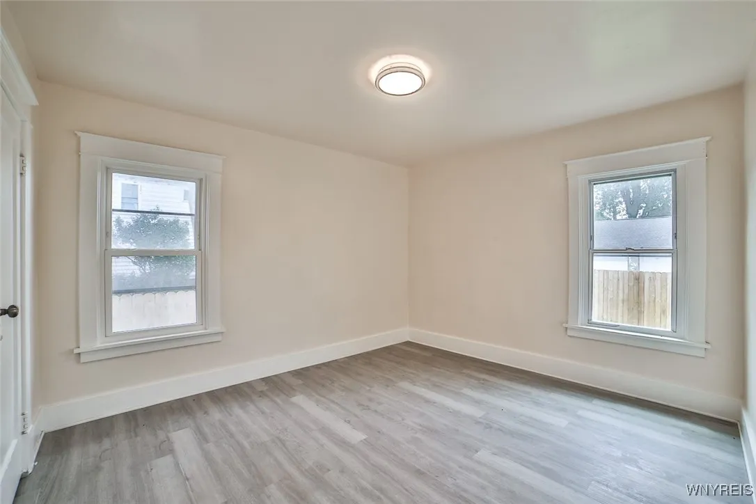 2409 La Salle Avenue, Niagara Falls, New York 1430, Niagara Falls, New York 14301, 4 Bedrooms Bedrooms, ,2 BathroomsBathrooms,Residential,For Sale,2409 La Salle Avenue, Niagara Falls, New York 1430,B1617592