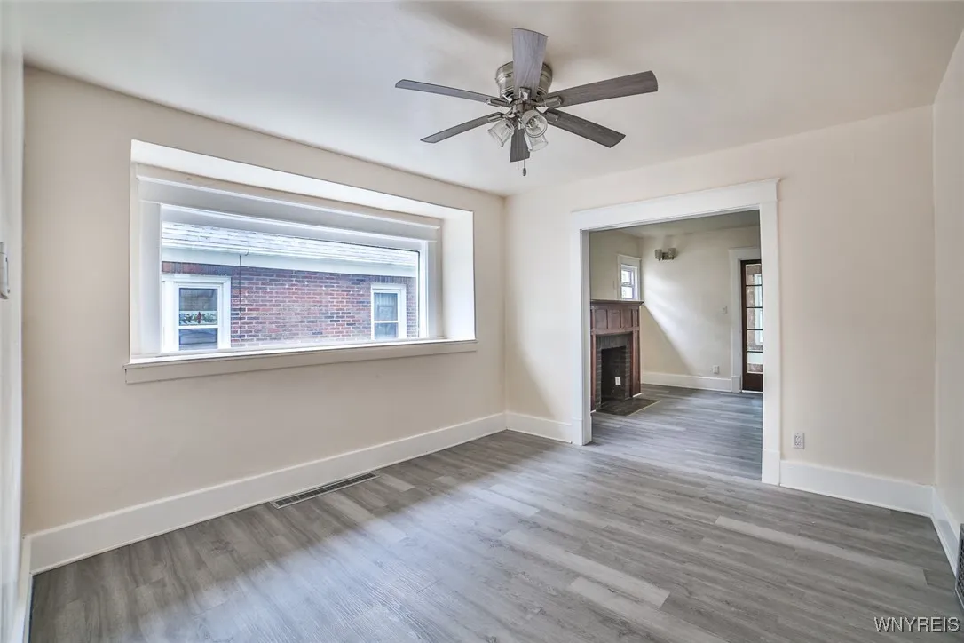 2409 La Salle Avenue, Niagara Falls, New York 1430, Niagara Falls, New York 14301, 4 Bedrooms Bedrooms, ,2 BathroomsBathrooms,Residential,For Sale,2409 La Salle Avenue, Niagara Falls, New York 1430,B1617592