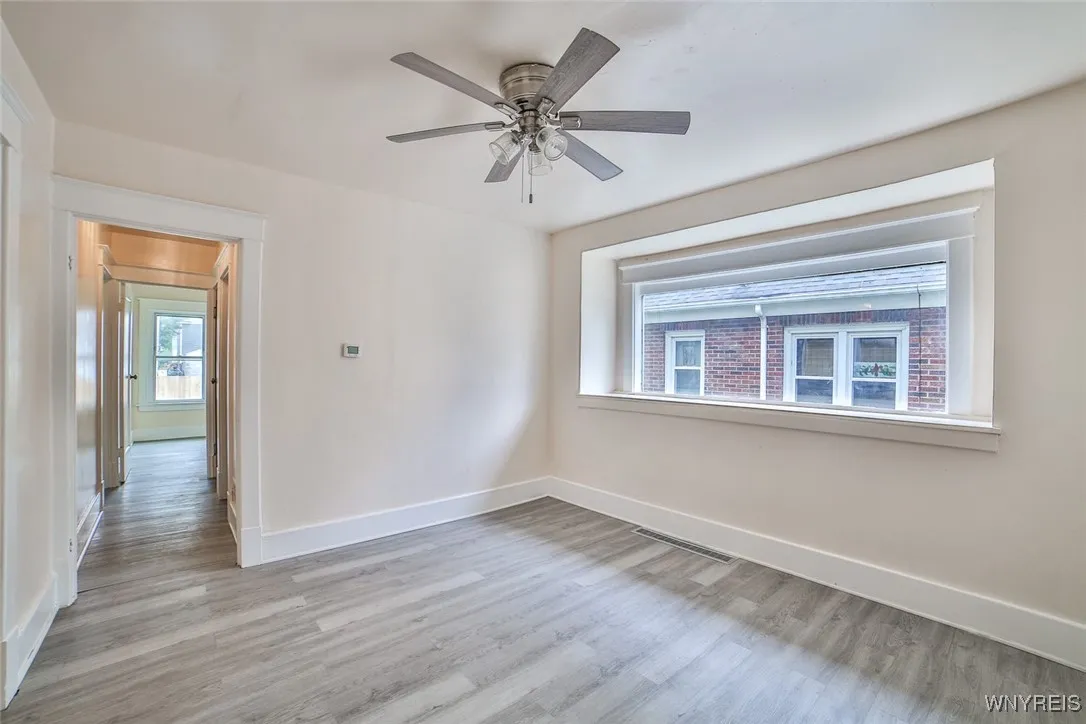 2409 La Salle Avenue, Niagara Falls, New York 1430, Niagara Falls, New York 14301, 4 Bedrooms Bedrooms, ,2 BathroomsBathrooms,Residential,For Sale,2409 La Salle Avenue, Niagara Falls, New York 1430,B1617592