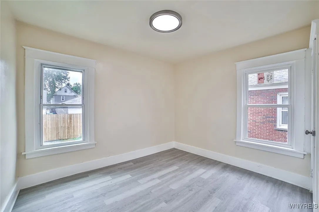 2409 La Salle Avenue, Niagara Falls, New York 1430, Niagara Falls, New York 14301, 4 Bedrooms Bedrooms, ,2 BathroomsBathrooms,Residential,For Sale,2409 La Salle Avenue, Niagara Falls, New York 1430,B1617592