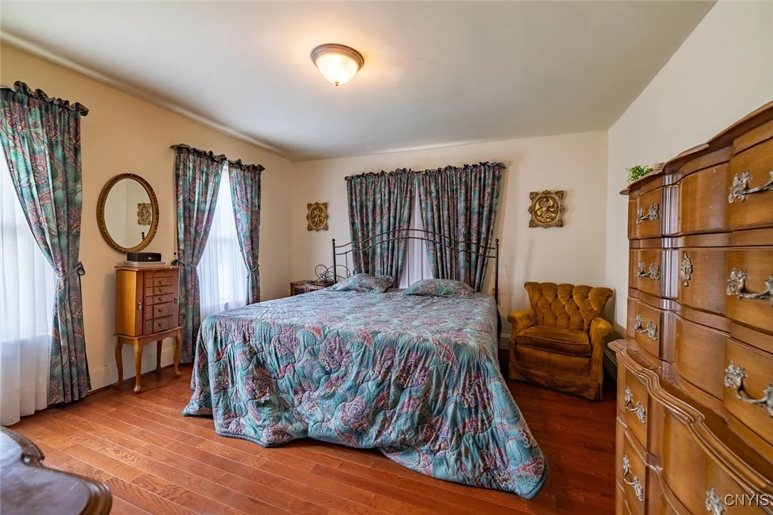 21 Hillside Avenue, New Hartford, New York 13413, New Hartford, New York 13413, 3 Bedrooms Bedrooms, 7 Rooms Rooms,1 BathroomBathrooms,Residential,For Sale,21 Hillside Avenue, New Hartford, New York 13413,S1619730