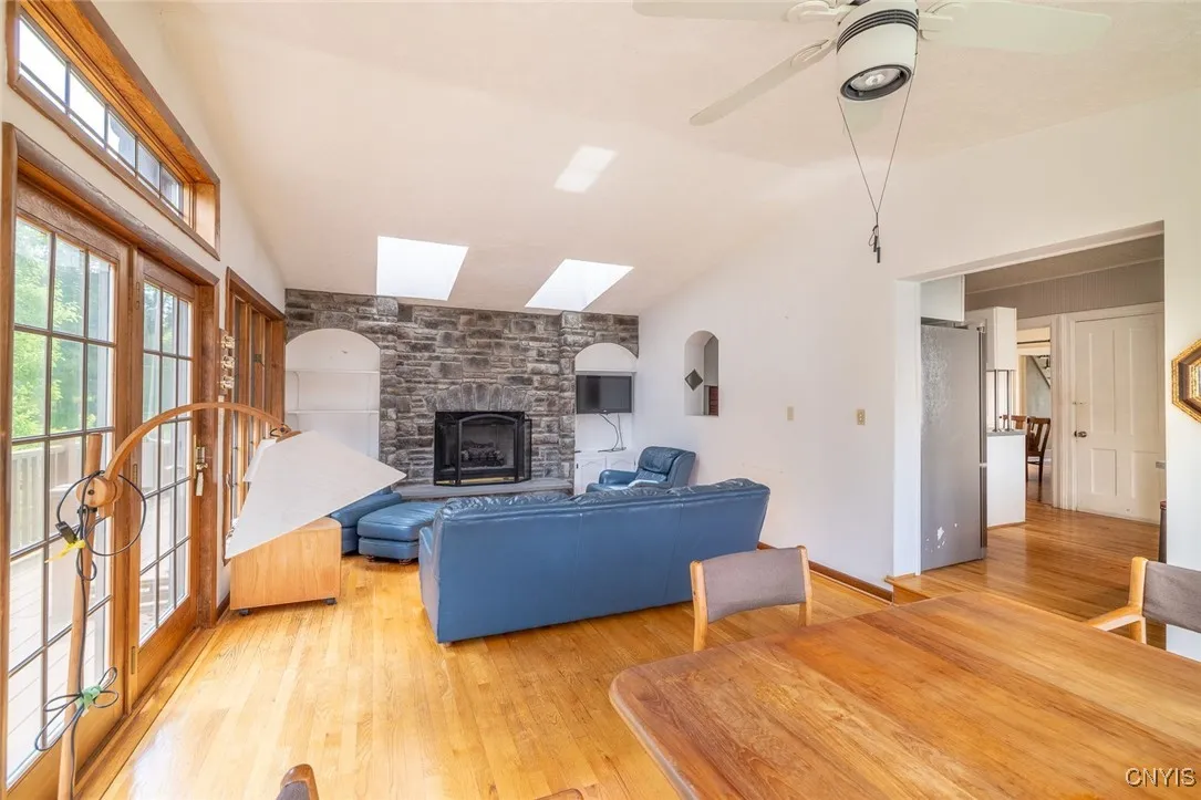 21 Hillside Avenue, New Hartford, New York 13413, New Hartford, New York 13413, 3 Bedrooms Bedrooms, 7 Rooms Rooms,1 BathroomBathrooms,Residential,For Sale,21 Hillside Avenue, New Hartford, New York 13413,S1619730