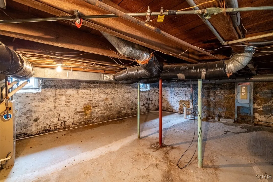 21 Hillside Avenue, New Hartford, New York 13413, New Hartford, New York 13413, 3 Bedrooms Bedrooms, 7 Rooms Rooms,1 BathroomBathrooms,Residential,For Sale,21 Hillside Avenue, New Hartford, New York 13413,S1619730
