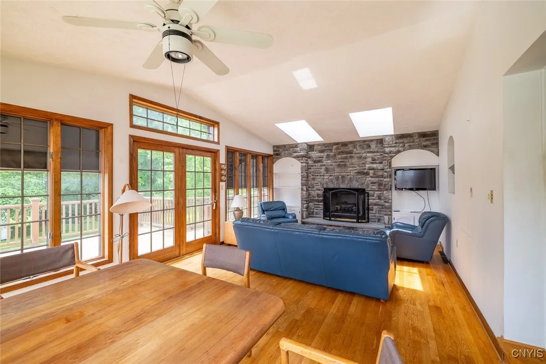 21 Hillside Avenue, New Hartford, New York 13413, New Hartford, New York 13413, 3 Bedrooms Bedrooms, 7 Rooms Rooms,1 BathroomBathrooms,Residential,For Sale,21 Hillside Avenue, New Hartford, New York 13413,S1619730