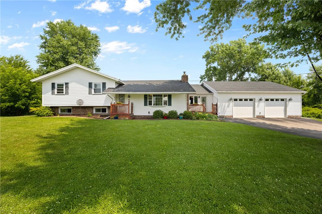 1424 Reed Road, Wheatland, New York 14546, Chili, New York 14546, 4 Bedrooms Bedrooms, 9 Rooms Rooms,2 BathroomsBathrooms,Residential,Closed,1424 Reed Road, Wheatland, New York 14546,R1619685