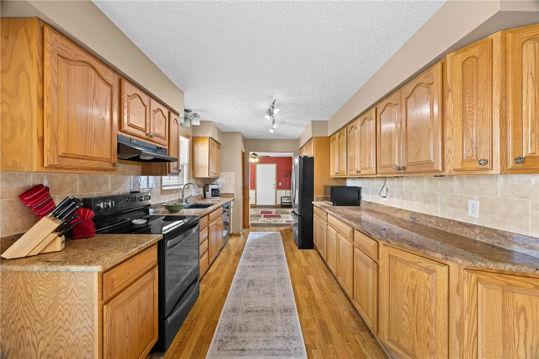 1424 Reed Road, Wheatland, New York 14546, Chili, New York 14546, 4 Bedrooms Bedrooms, 9 Rooms Rooms,2 BathroomsBathrooms,Residential,Closed,1424 Reed Road, Wheatland, New York 14546,R1619685