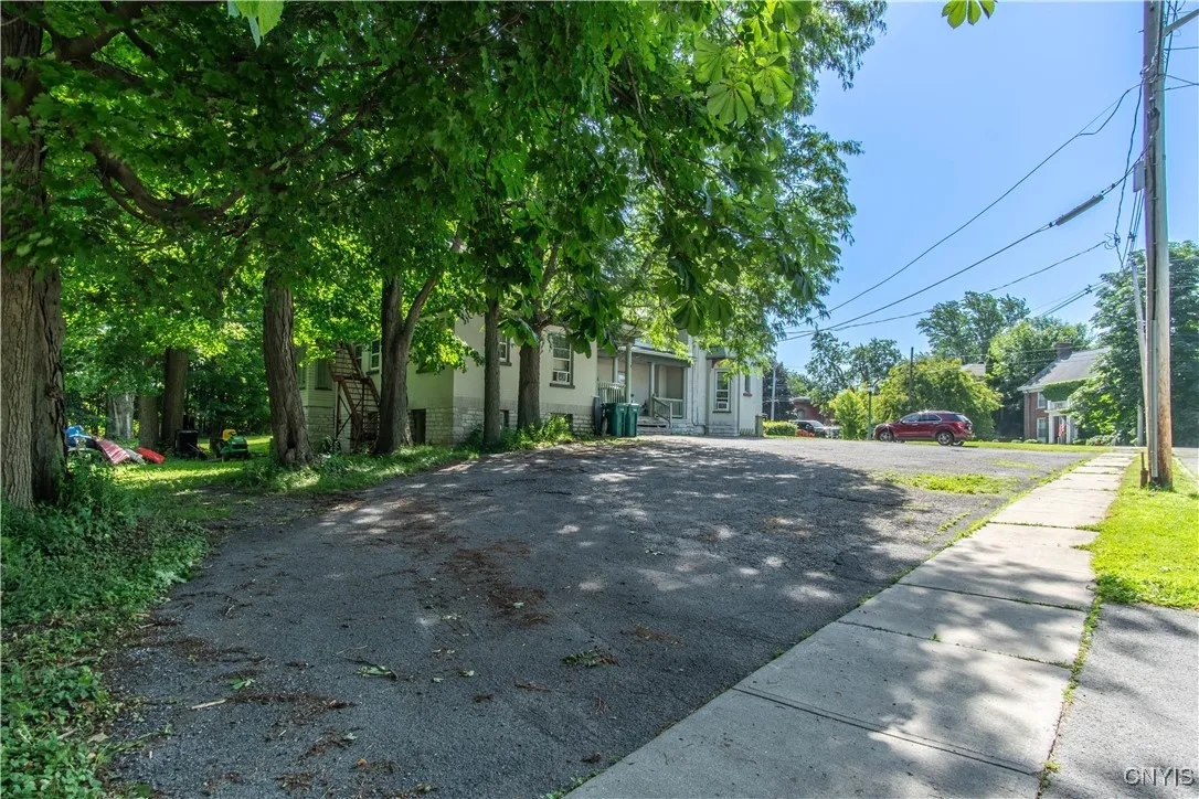 264 South Massey Street, Watertown City, New York, Watertown City, New York 13601, 6 Bedrooms Bedrooms, ,Multi Family,For Sale,264 South Massey Street, Watertown City, New York ,S1615037