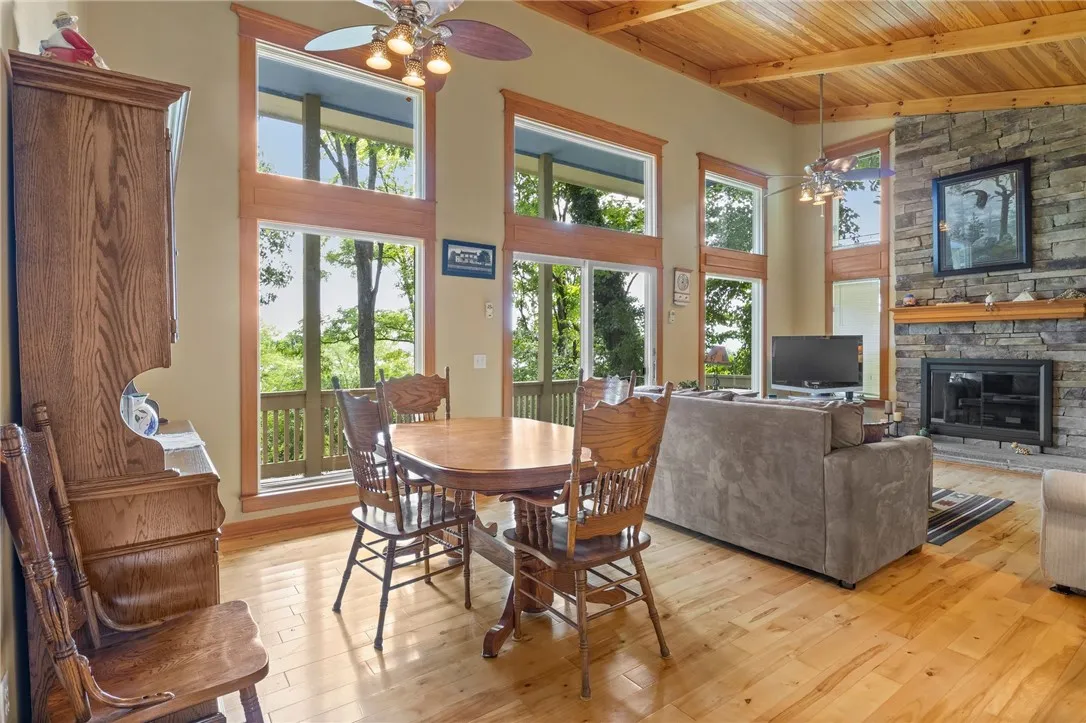 4545 County Road 16, Canandaigua Town, New York 14, Canandaigua Town, New York 14424, 3 Bedrooms Bedrooms, 6 Rooms Rooms,2 BathroomsBathrooms,Residential,For Sale,4545 County Road 16, Canandaigua Town, New York 14,R1619131