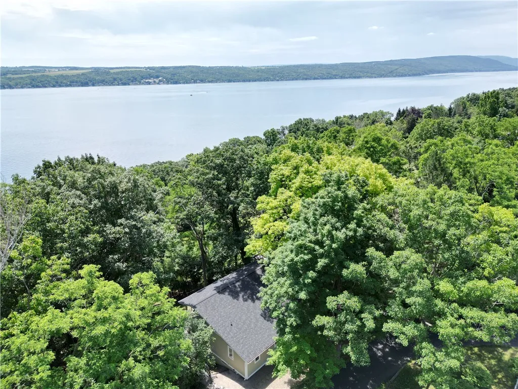 4545 County Road 16, Canandaigua Town, New York 14, Canandaigua Town, New York 14424, 3 Bedrooms Bedrooms, 6 Rooms Rooms,2 BathroomsBathrooms,Residential,For Sale,4545 County Road 16, Canandaigua Town, New York 14,R1619131
