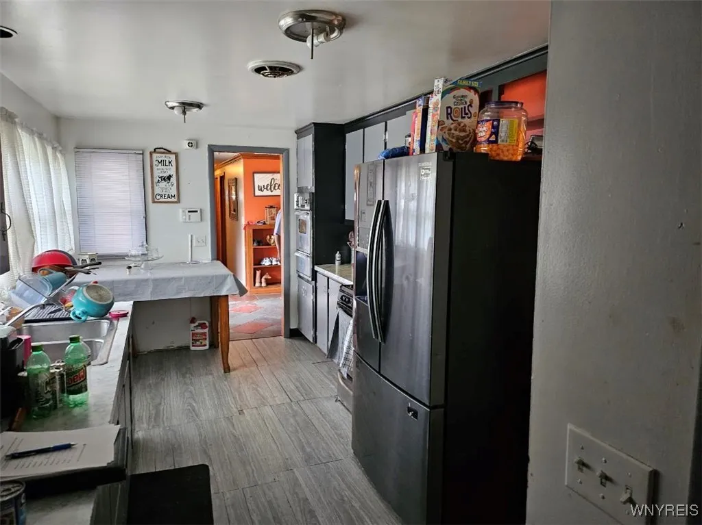 120 Camp Avenue, Syracuse, New York 13207, Syracuse, New York 13207, 3 Bedrooms Bedrooms, 6 Rooms Rooms,2 BathroomsBathrooms,Residential,For Sale,120 Camp Avenue, Syracuse, New York 13207,B1619881