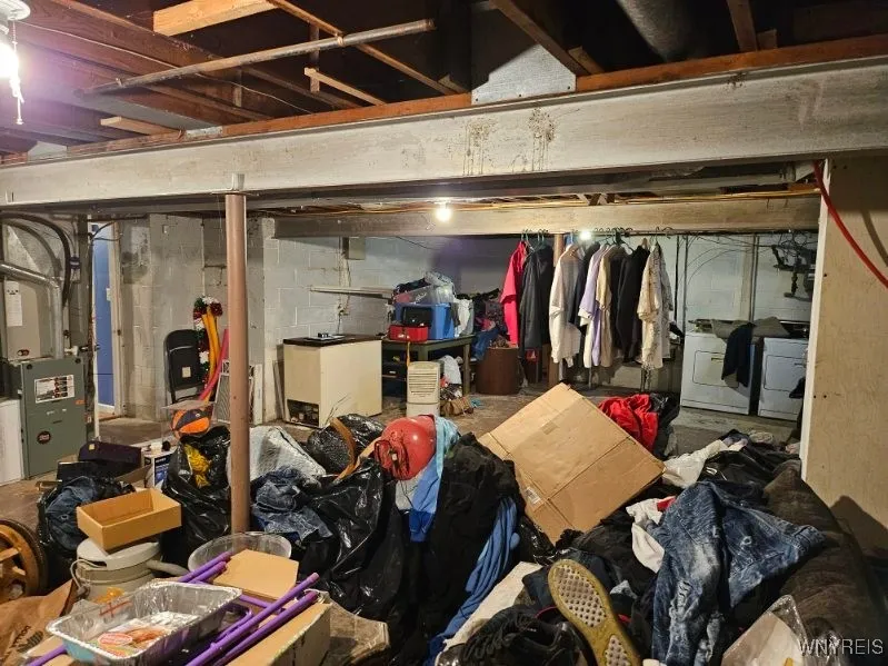 120 Camp Avenue, Syracuse, New York 13207, Syracuse, New York 13207, 3 Bedrooms Bedrooms, 6 Rooms Rooms,2 BathroomsBathrooms,Residential,For Sale,120 Camp Avenue, Syracuse, New York 13207,B1619881