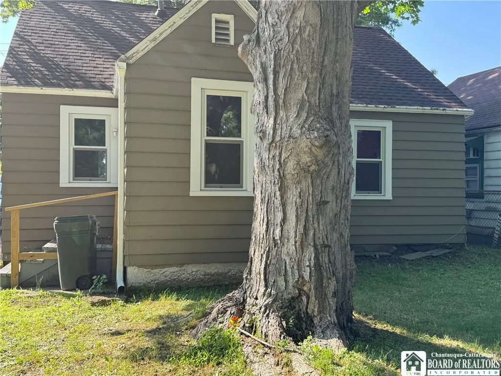 57 Tenney Street, Dunkirk, New York 14048, Dunkirk, New York 14048, 2 Bedrooms Bedrooms, 5 Rooms Rooms,1 BathroomBathrooms,Residential,Closed,57 Tenney Street, Dunkirk, New York 14048,0,R1619407