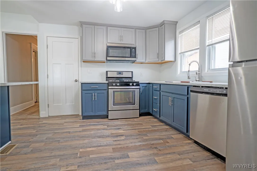 1133 Hertel Avenue, Buffalo, New York 14216, Buffalo, New York 14216, 3 Bedrooms Bedrooms, 7 Rooms Rooms,1 BathroomBathrooms,Residential Lease,For Rent,1133 Hertel Avenue, Buffalo, New York 14216,B1619904
