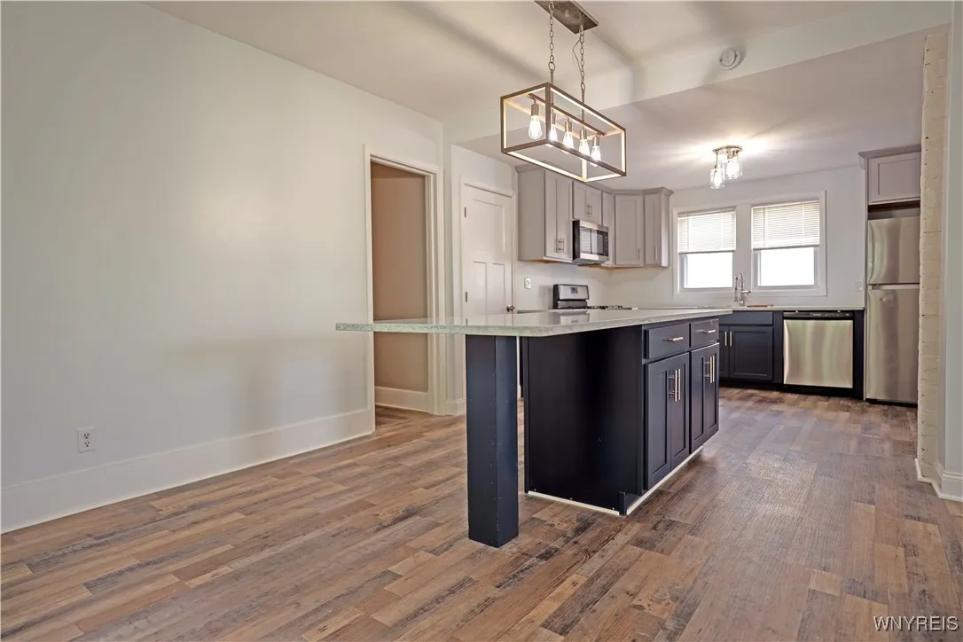 1133 Hertel Avenue, Buffalo, New York 14216, Buffalo, New York 14216, 3 Bedrooms Bedrooms, 7 Rooms Rooms,1 BathroomBathrooms,Residential Lease,For Rent,1133 Hertel Avenue, Buffalo, New York 14216,B1619904