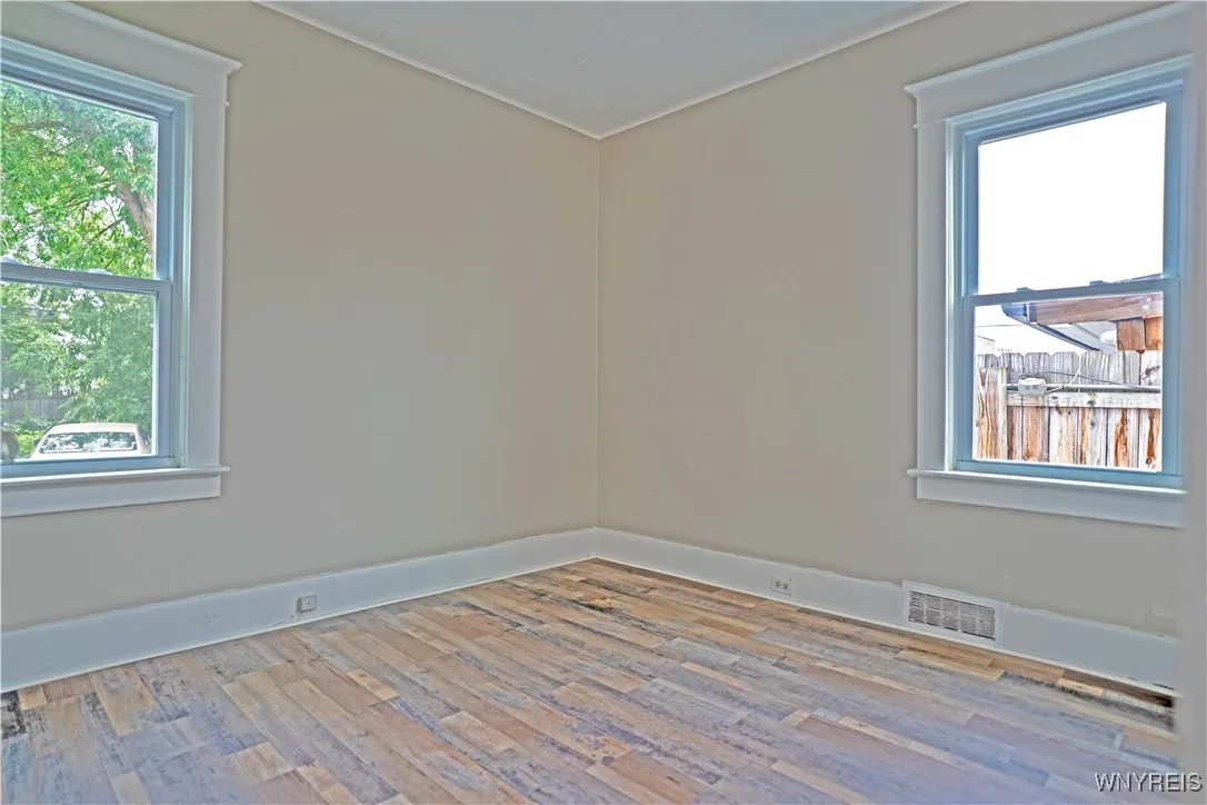 1133 Hertel Avenue, Buffalo, New York 14216, Buffalo, New York 14216, 3 Bedrooms Bedrooms, 7 Rooms Rooms,1 BathroomBathrooms,Residential Lease,For Rent,1133 Hertel Avenue, Buffalo, New York 14216,B1619904