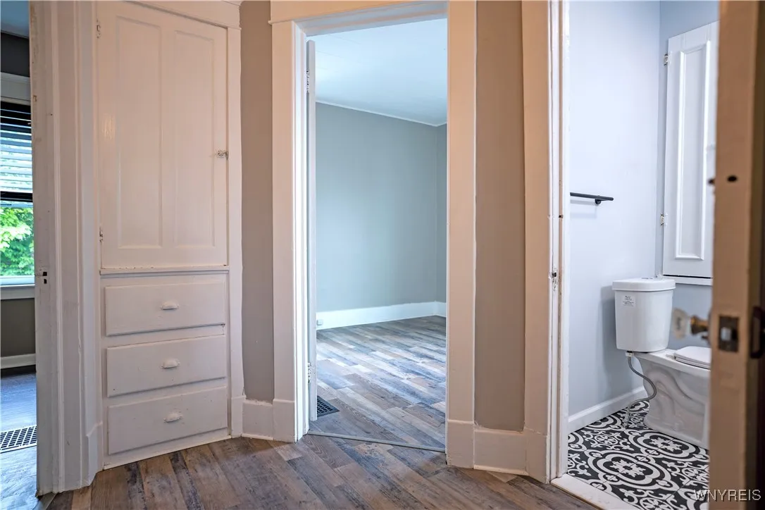 1133 Hertel Avenue, Buffalo, New York 14216, Buffalo, New York 14216, 3 Bedrooms Bedrooms, 7 Rooms Rooms,1 BathroomBathrooms,Residential Lease,For Rent,1133 Hertel Avenue, Buffalo, New York 14216,B1619904
