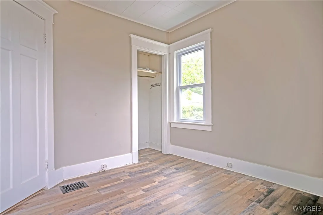 1133 Hertel Avenue, Buffalo, New York 14216, Buffalo, New York 14216, 3 Bedrooms Bedrooms, 7 Rooms Rooms,1 BathroomBathrooms,Residential Lease,For Rent,1133 Hertel Avenue, Buffalo, New York 14216,B1619904